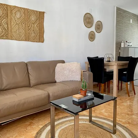 Apartment With Pool And Roof Terrace Limonar *