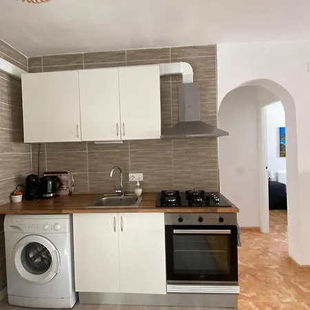 Apartment With Pool And Roof Terrace Limonar *